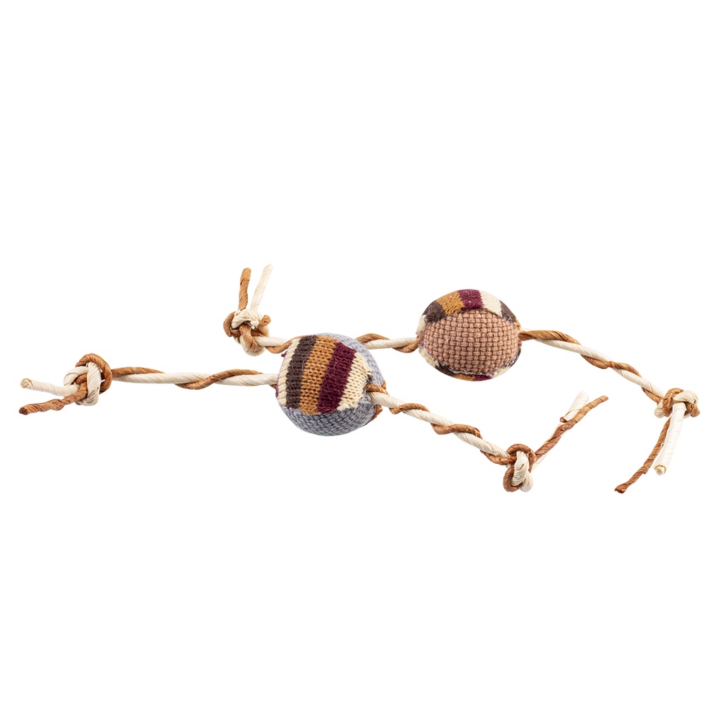 Knitted bal met koorden